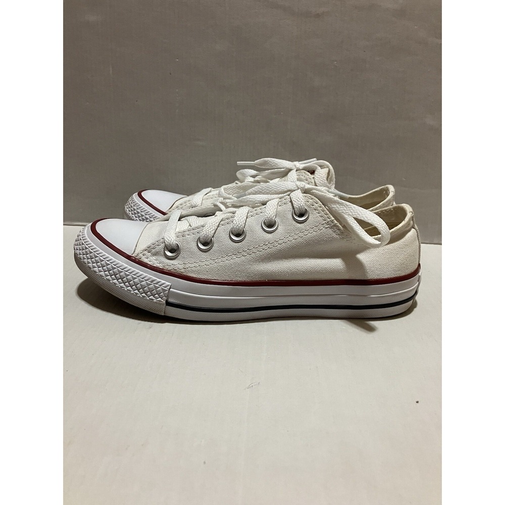Converse All Star Low Top Women's Size‎ 6 Mens Size 4 White
